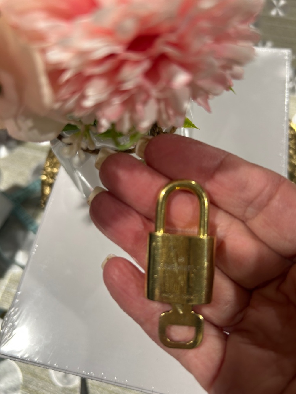7018. Authentic Louis Vuitton Lock and Key. #323 - Picture 3 of 4